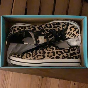 Kate Spade Kickstart KS Leopard Women’s Shoes NWOT